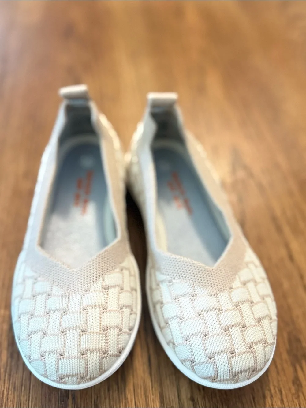 bernie mev. Girls' Woven Slip-On Shoes in Beige size 28/11 NWOT